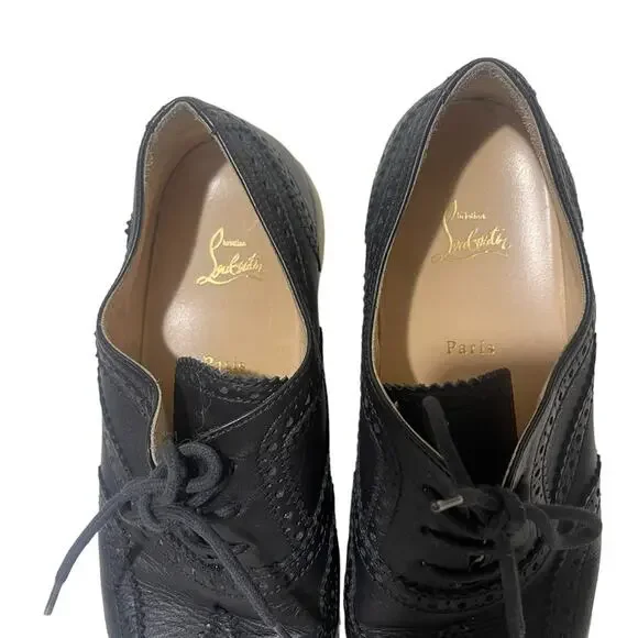 Christian Louboutin Low Top Golfito Flat Calf Men display picture 3